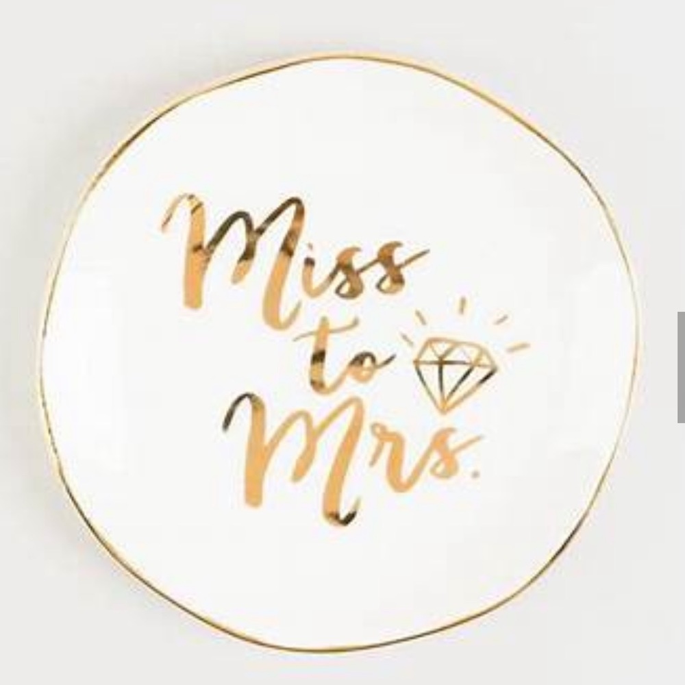 New Miss to Mrs. trinket plate